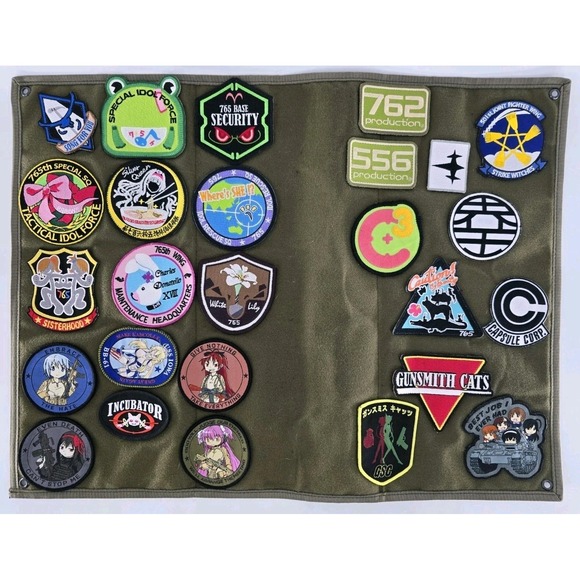 26 Lot AWESOME‎ Hook And Loop Patches! W/ Patch Board - Anime, 765, Army, Cat